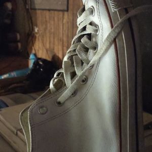 White converse all starts